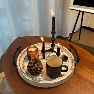 Plateau décoratif en bois d'acacia rustique 13 "plateaux de table basse de service ronds avec poignées en métal noir bougeoir parfum - Product Image 6