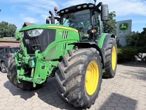 Pompa a Ingranaggi ad Alta Efficienza John Deere 6155R con Trasmissione Automatica, Motore Diesel Euro 6, 5.400 Ore di Utilizzo Orari di Apertura - Product Image 2