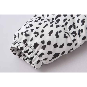 Veste d'extérieur décontractée pour hommes en toile légère Bomber matelassé d'hiver avec capuche coupe-vent Puffer Design Logo avant - Product Image 3