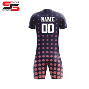 Venta al por mayor OEM uniforme de fútbol personalizado impresión por sublimación de manga corta y pantalones de poliéster de alta calidad uniforme de fútbol de secado rápido - Product Image 2