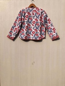 Chaqueta acolchada de estilo bohemio con estampado de bloques de algodón para mujer, abrigo transpirable hecho a mano con botón más cerca para regalos de vacaciones - Product Image 6