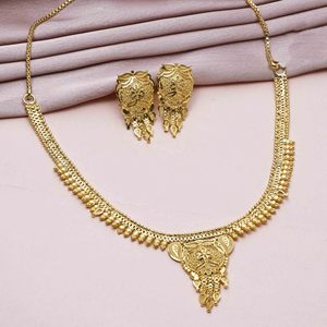Venta al por mayor 14K/18K/24K chapado en oro flor caja cadena collar y pendientes conjunto de joyería de moda de lujo para las mujeres - Product Image 2