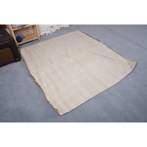 Alfombra turca Vintage moderna de 5,4x4,8 pies, Beige, hecha a mano, diseño clásico de retazos, lana, piel sintética de conejo, látex, pasillo rectangular - Product Image 2