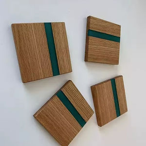 Posavasos de Madera de Resina de Forma Cuadrada Natural, Modernos, Hechos a Mano, Ecológicos, Reutilizables, de Alta Calidad - Product Image 1