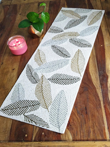 Vente chaude napperon perlé chemin de table brodé à la main décoration de table à manger protéger votre table contre les dommages causés par la chaleur - Product Image 2