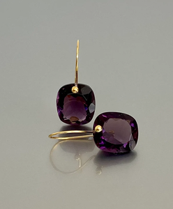 Boucles d'oreilles en pierre de couleur pourpre tendance en argent sterling avec diamants AD de couleur Taille et forme personnalisées bijoux fins - Product Image 1