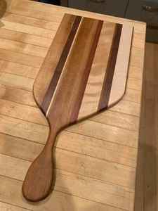 Planche à découper rectangulaire en bois d'acacia massif et bois de rose, faite à la main, écologique, lavable au lave-vaisselle, accessoire de cuisine élégant, vente en gros - Product Image 5