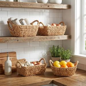 Panier de rangement écologique en jacinthe d'eau tissée vintage accrocheur avec poignées, multi-usages, fabriqué au Vietnam - Product Image 5