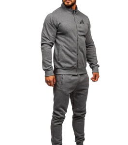 Chándales personalizados en blanco Ropa deportiva de alta calidad Logotipo personalizado y tamaño Hombres Sudaderas con capucha y Joggers Set Training Running Wear - Product Image 5