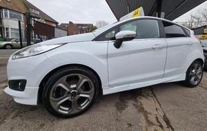 FORD FIESTA 2013 USADO, Volante a la Izquierda/Derecha - Product Image 5