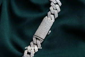 Collar Personalizado de Cadena Cubana de Tres Hileras de 18 mm con Diamantes de Imitación Moissanite, Plata 925, Estilo Hip-Hop, para Fiestas, Promocional - Product Image 2