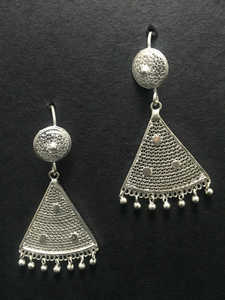 High Quality Filigree Facets Stud Earrings for Women Elegant Glittering Shine Fashion <b>Jewellery</b> Direct from <b>Indian</b> Supplier - Product Image 3