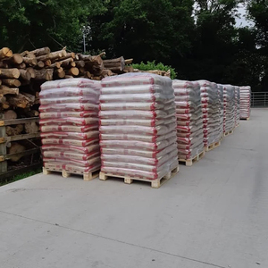 Pellets de madera de pino de 6mm y 8mm de combustible de biomasa en bolsas de 15kg y bolsas grandes para sistemas de calefacción - Product Image 2