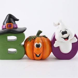Figura Decorativa de Resina Pintada a Mano de Pollo Fantasma Blanco, Estilo Europeo, para Regalo de Fiesta en Casa - Product Image 4