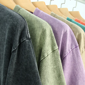 เสื้อยืดผู้ชายสีดำโอเวอร์ไซส์ลายกราฟิกซักกรดสีวินเทจออกแบบได้ตามต้องการสำหรับ2025 - Product Image 6