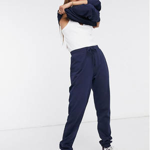 Conjunto Deportivo Informal de Algodón para Mujer, Servicio OEM de Fábrica, Manga Larga para Invierno, Transpirable, Cuello Redondo, Poliéster - Product Image 3