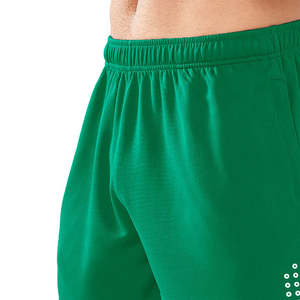 Pantalones cortos de baloncesto para hombre personalizados al por mayor, pantalones cortos de entrenamiento de gimnasio de malla de poliéster 100% disponibles en tallas grandes para atletas - Product Image 4
