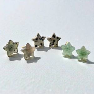 Boucles d'oreilles étoiles en quartz vert fraise 10 mm, argent 925 - Bijoux célestes - Product Image 4