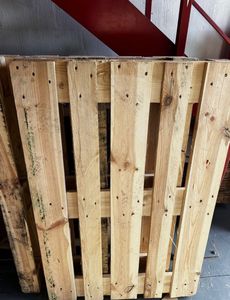 Palette Euro EPAL de qualité supérieure 1200 x 800 mm en bois robuste - Product Image 4