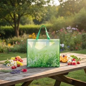 Bolsa de Compras Laminada Impresa de PP Reciclado - Bolso Reutilizable Ecológico para Negocios, Compras y Exposiciones - Product Image 1