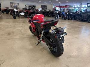 Motocicletas Deportivas CBR500R 2025 Disponibles en Stock - Product Image 4