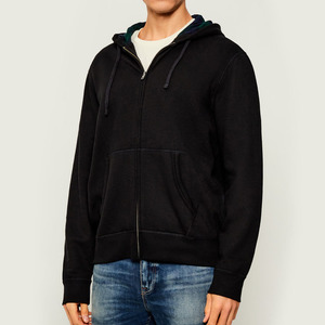 Hecha de mezcla de algodón Premium, esta Sudadera con capucha ofrece comodidad, calidez y estilo casual durante todo el día. - Product Image 1