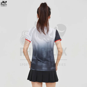 Uniforme de Tenis al Por Mayor con Logotipo Personalizado, Jersey Deportivo Transpirable, Conjunto de Uniforme con Pantalones Cortos, Diseña Tu Propio Uniforme de Tenis - Product Image 4