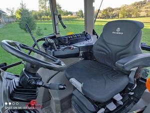 รถแทรกเตอร์ทางการเกษตรรถแทรกเตอร์ทางการเกษตร - Product Image 2