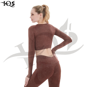 Conjunto de mallas de Yoga de manga larga ecológicas para mujer, transpirable, ligero, de alta textura, bordado frontal acanalado, conjunto sólido de 2 piezas - Product Image 4