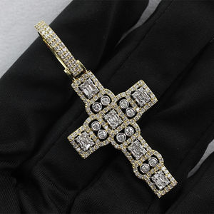 Colgante de Plata de Ley 925 de Lujo para Hombre, Estilo Hip Hop, con Diamante Moissanite VVS, Chapado en Oro de 18K, Diseño de Cruz, Colgantes de Moda - Product Image 2