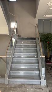 Escalera de mármol gris elegante cortada a medida, pulida y duradera, <span class=keywords><strong>con</strong></span> peldaños y reborde de mármol Pietra Grey para proyectos. - Product Image 6