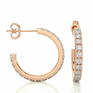 Boucles d'oreilles créoles serties de diamants taille ronde pour femmes - Product Image 4