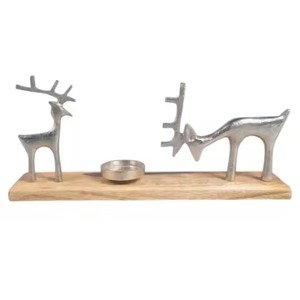 Bougeoir à thé en aluminium Cerf Base en bois antique Bougeoir décoratif de table - Product Image 6