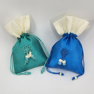 [Goyu] Mini sac à cordon traditionnel coréen Bokjumeoni, patchwork brodé, réutilisable, léger, polyester, écologique - Product Image 4