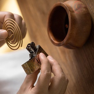 เตาเผากำยานไม้ตกแต่งบ้าน ดีไซน์ดั้งเดิม สำหรับวางธูปหอม ทนทาน ใช้ในพิธีกรรมทางศาสนา - Product Image 3