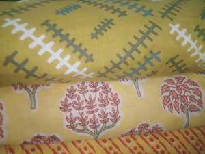 Tela estampada a mano de algodón con bonito diseño indio, tela con estampado floral - Product Image 2