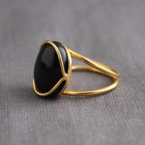 Anillo Romántico y Moderno de Plata Esterlina 925 para Mujer, con Piedra Negra Ovalada, Bañado en Oro, Diseño Único, para Fiesta o Aniversario - Product Image 4