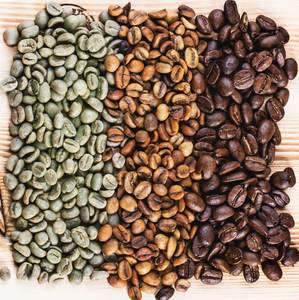 Grains de café Arabica torréfiés de qualité supérieure, origine américaine, prêts à la consommation, disponibles en grandes quantités pour les acheteurs mondiaux - Product Image 6