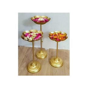 Dernier thème en laiton métal Diya indien matériau solide Design pour décoration festive Diwali Design de décoration de la maison au meilleur prix - Product Image 1