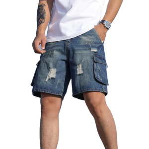 Pantalones cortos de mezclilla de verano para hombre, pantalones vaqueros rasgados azules con múltiples bolsillos, pantalones cortos de estilo informal con agujeros destruidos de algodón sólido para hombre - Product Image 1