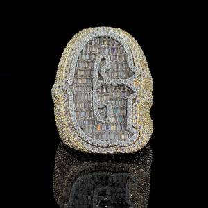 Bague de luxe pour homme en argent sterling 925 avec diamant Moissanite VVS, lettre personnalisée, style Hip Hop, cadeau d'anniversaire pour soirée - Product Image 4