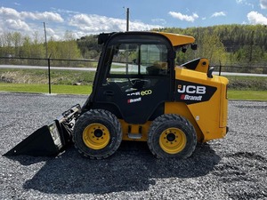 JCB 225 Nueva Minicargadora con Retroexcavadora, Cargadora Frontal y Trasera, Capacidad de Carga Nominal de 9 Toneladas, con Bomba Hidráulica TCM y Motor de 75KW - Product Image 5