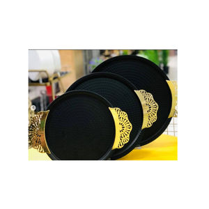 Assiette décorative au design moderne Décor de table à manger Plateaux de serveur de nourriture avec poignée de créateur au prix le plus bas - Product Image 1