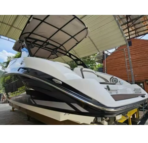 Bateau de luxe YamahaBoats 242 Limited S E-Series 2016, moteur hors-bord 1,8 L haute performance 360 ch, JetDrive, remorque pour bateau de ski nautique et de wakeboard - Product Image 1