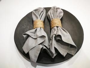 Porte-serviettes en rotin simple pour la mise en place quotidienne de la table à manger et la décoration de la cuisine à domicile avec un style naturel tissé à la main en provenance d'Inde - Product Image 3