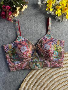 Nouveau designer couleur incroyable magnifique à la recherche élégant lourd italien soie broderie séquence travail Blouse - Product Image 4