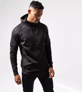 ชุดวอร์มออกกำลังกายคุณภาพสูงสำหรับผู้ชาย ดีไซน์เนอร์แบรนด์ ชุดเซ็ท 2 ชิ้น แบบเรียบง่าย รุ่น 2026 - Product Image 6