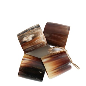 Rond de serviette en corne de buffle poli à la main avec finition ronde lisse Rond de serviette en corne de boeuf naturelle classique pour une présentation de salle à manger élégante - Product Image 4