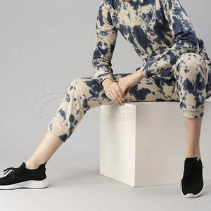 Pantalones de mujer hechos de algodón a prueba de viento, Pantalones de mujer personalizados de talla grande, Pantalones de mujer de estilo único - Product Image 5