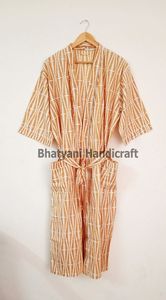 Robe longue en coton pour femmes élégantes, kimono de fête nuptiale imprimé numérique, robe de chambre de demoiselle d'honneur pour la plage - Product Image 2